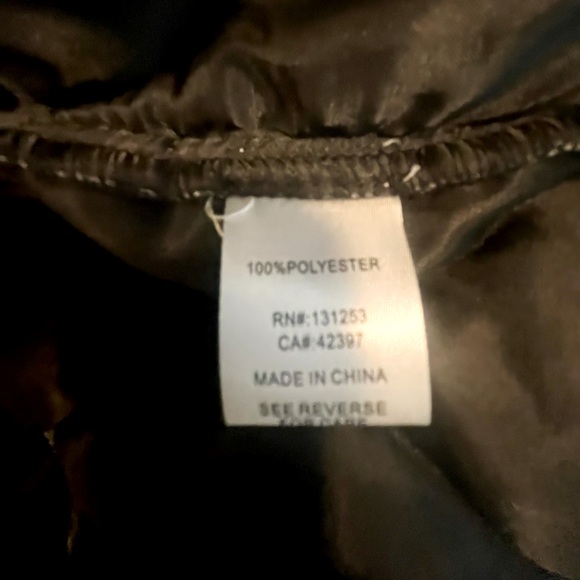 Pink Martini quilted coat, black, size small - Picture 9 of 9